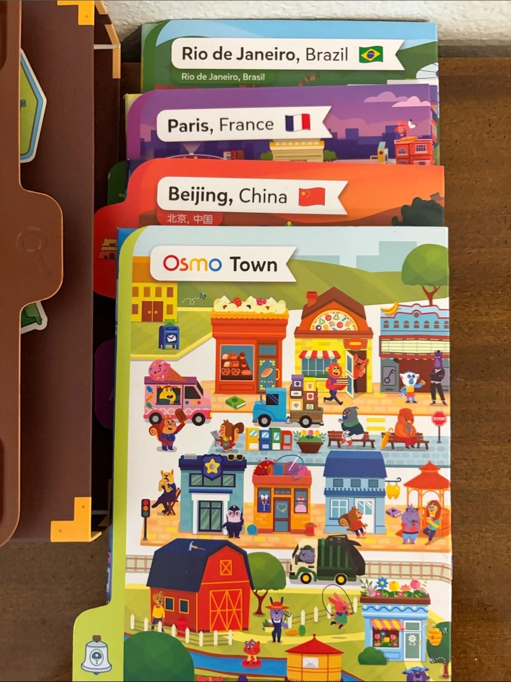 Osmo Detective Agency Kit and IPad Base